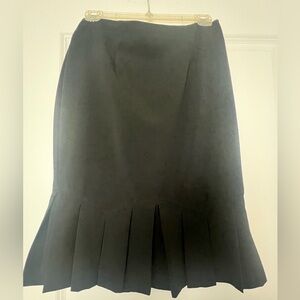 Elegant Black Women's Skirt